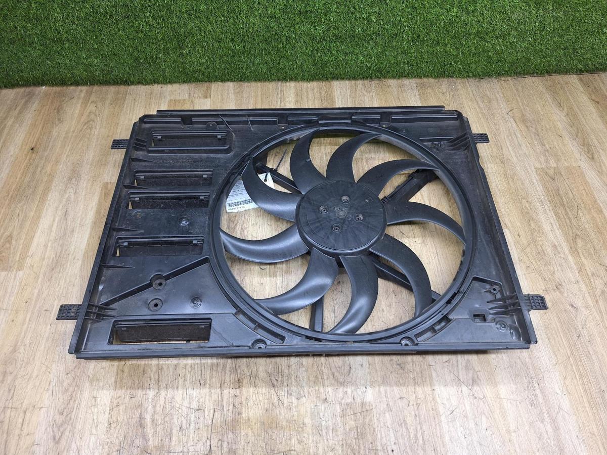 1000932957-Fan Radiator Top