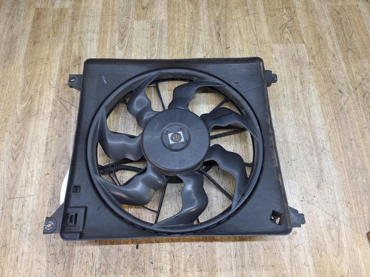 1000921909-Fan Radiator Top