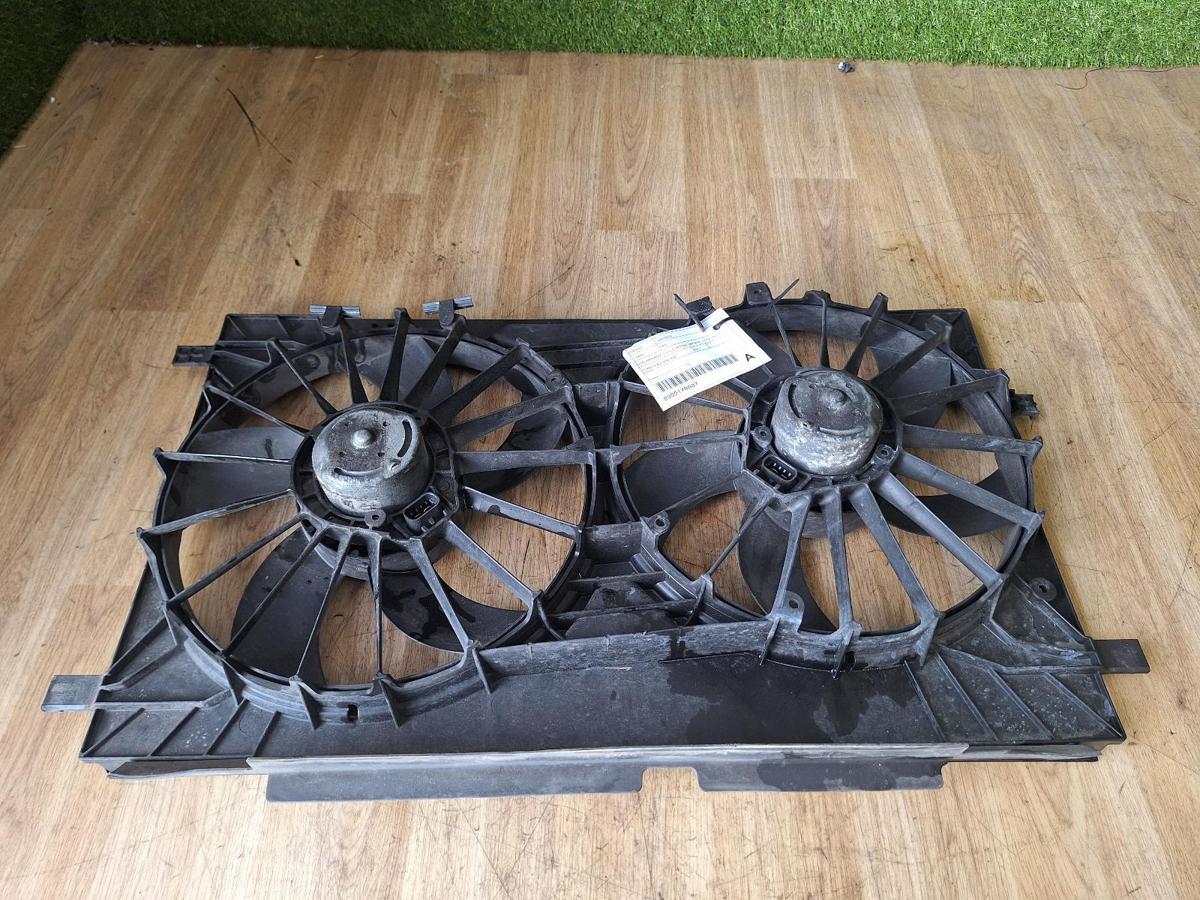 1000879933-Fan Top