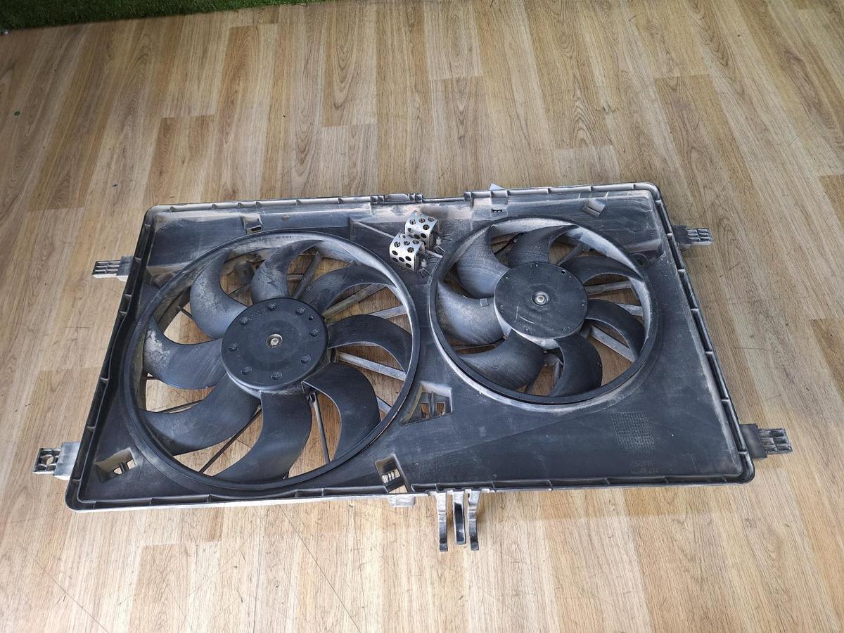 1000880069-Fan Top