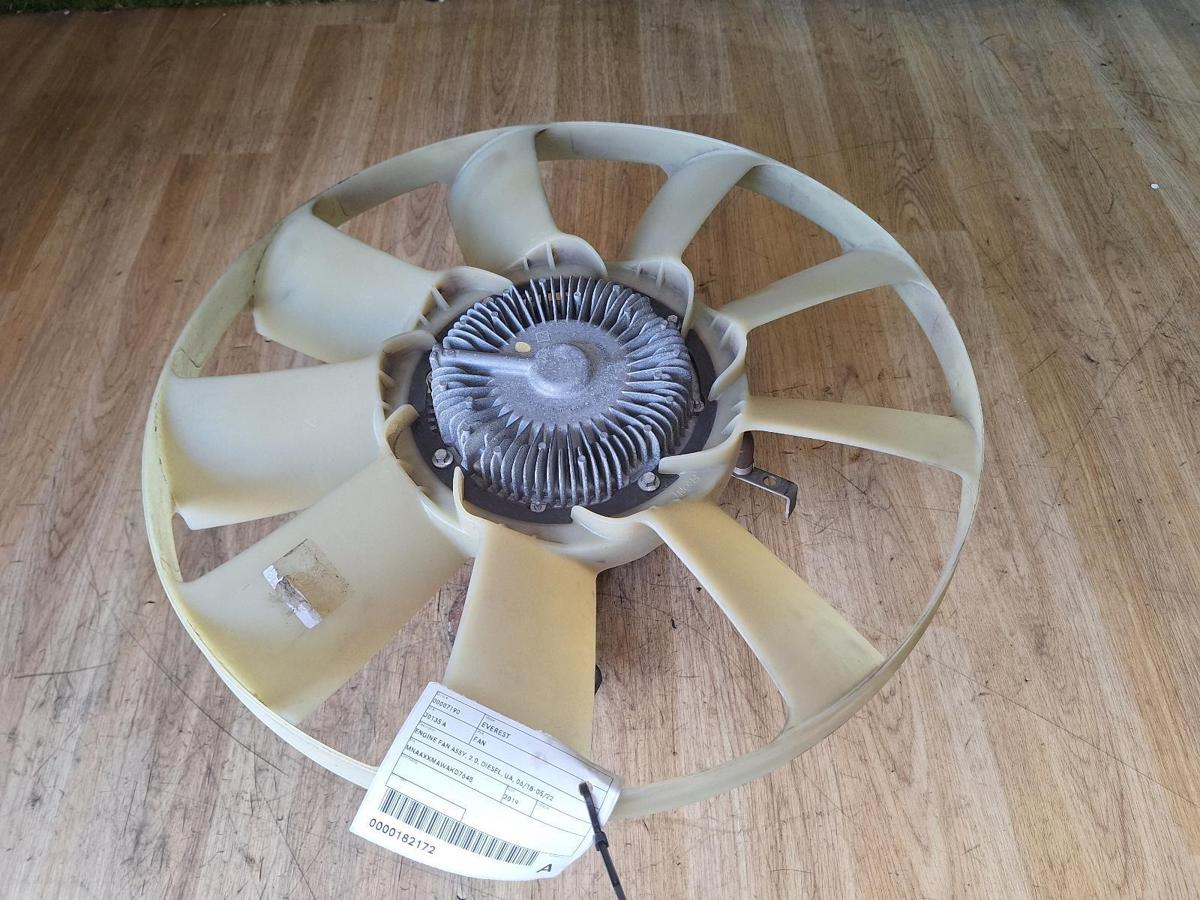 1000904994-Fan Top
