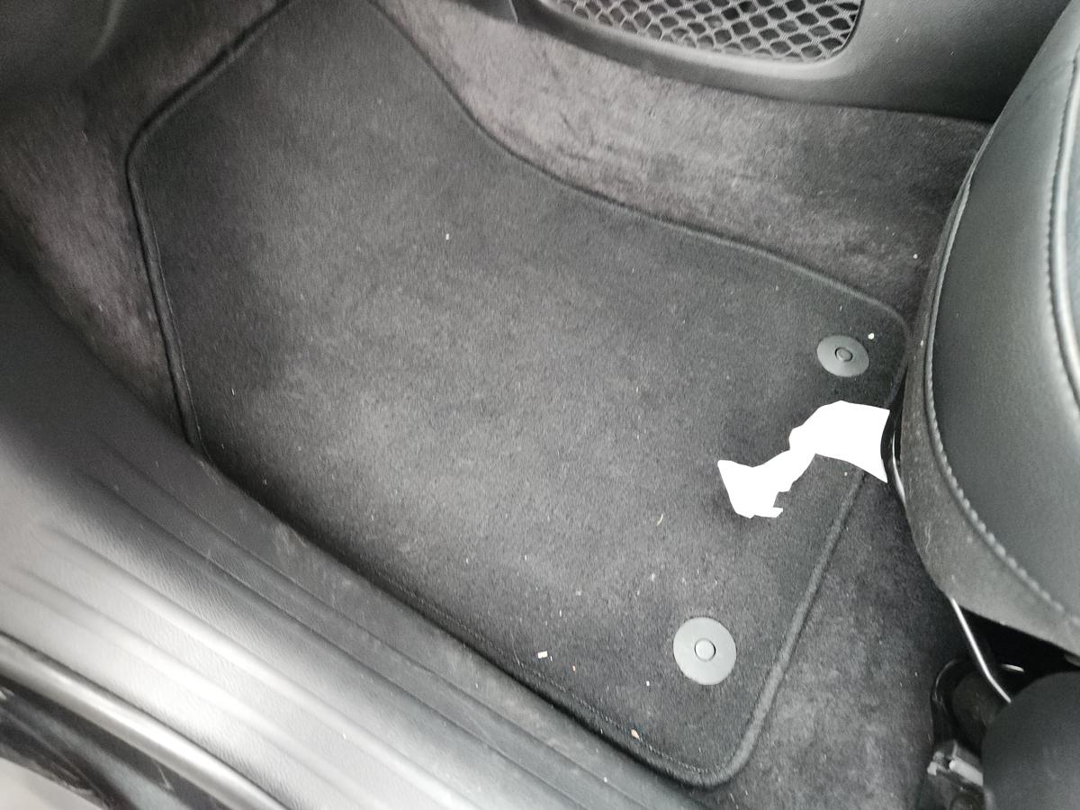 1000936852-Floor Mats_Boot Liner Left Rear