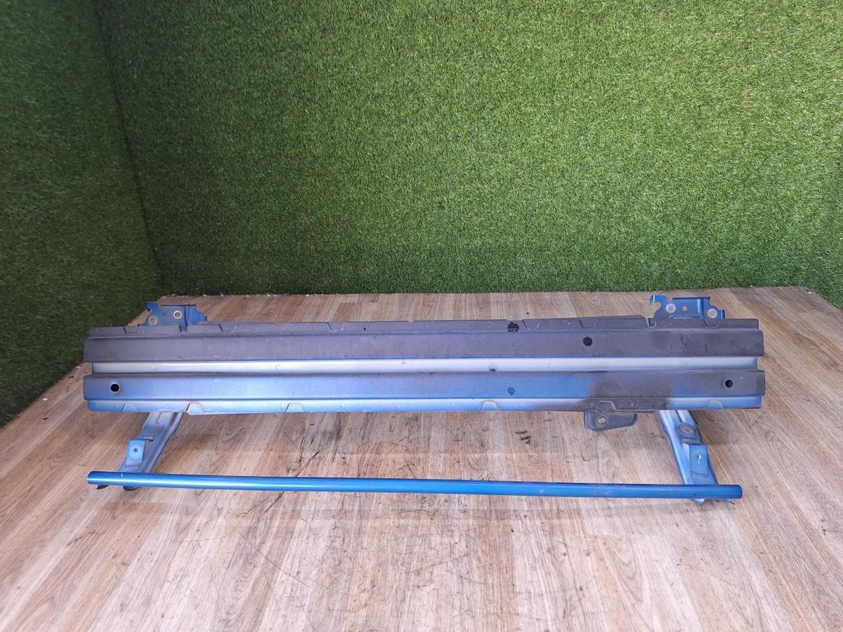 1000879637-Front Bar Brkt/Reinforcement Front