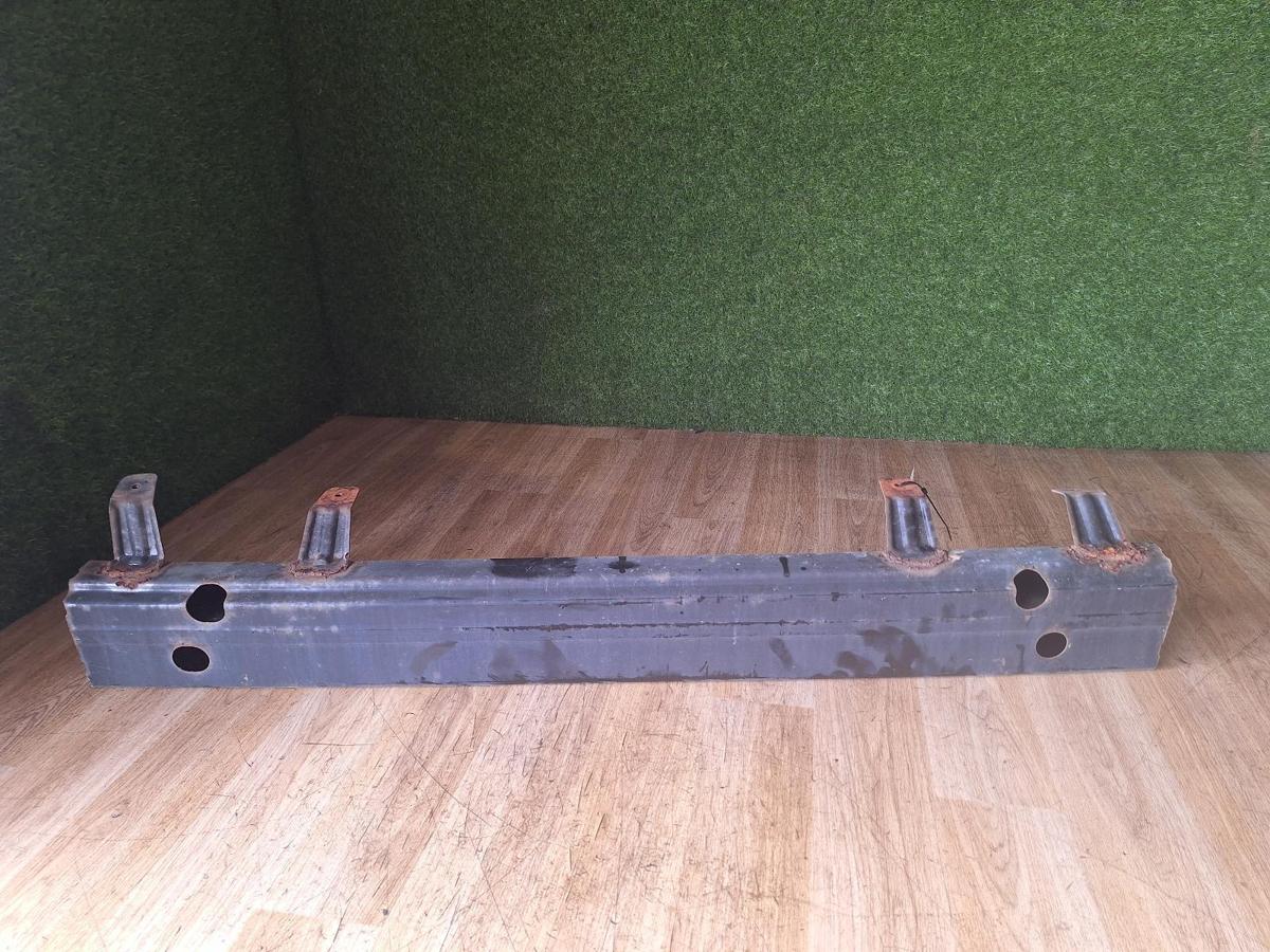 1000908829-Front Bar Brkt/Reinforcement Front
