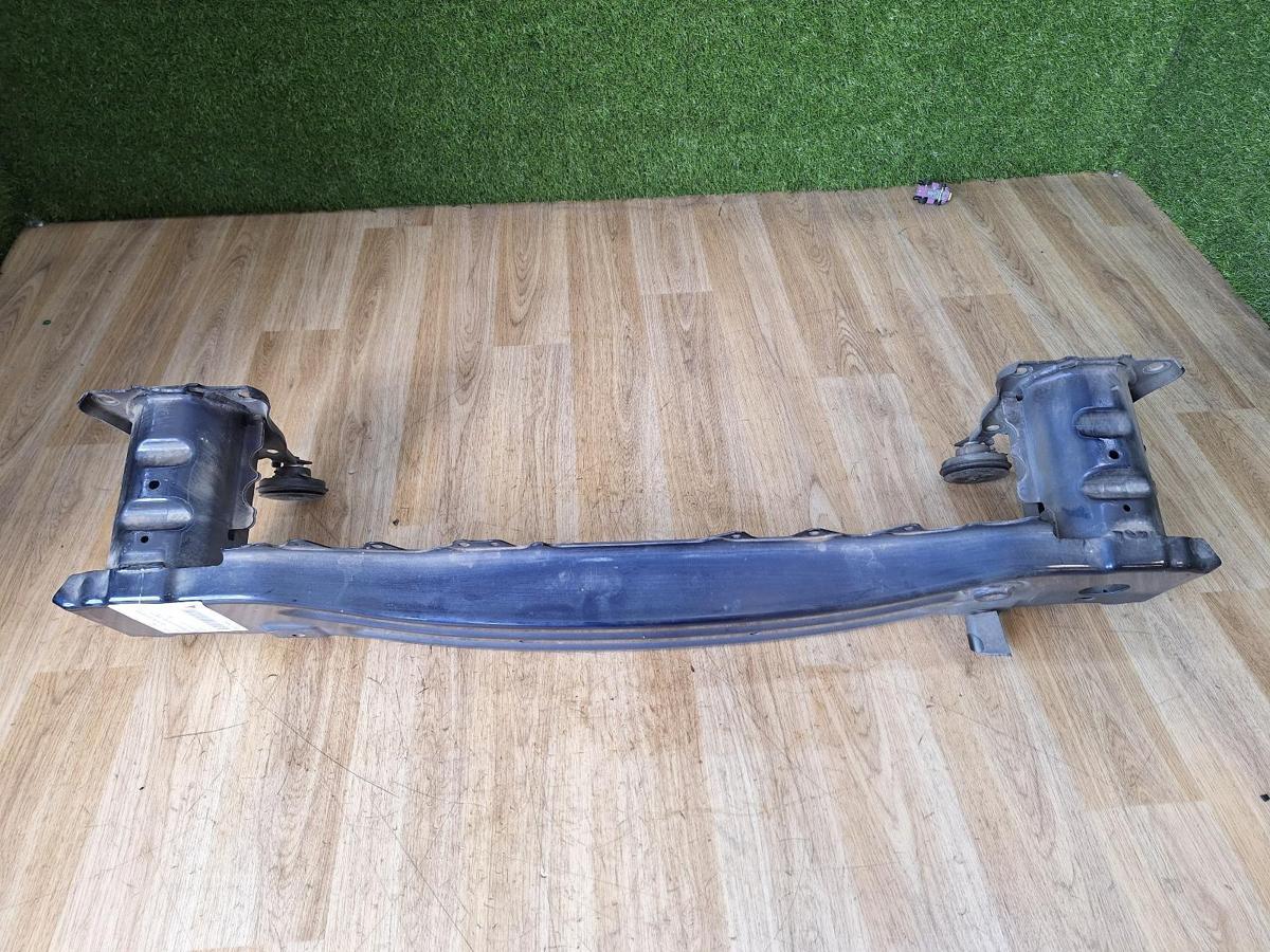 1000887665-Front Bar Brkt/Reinforcement Front