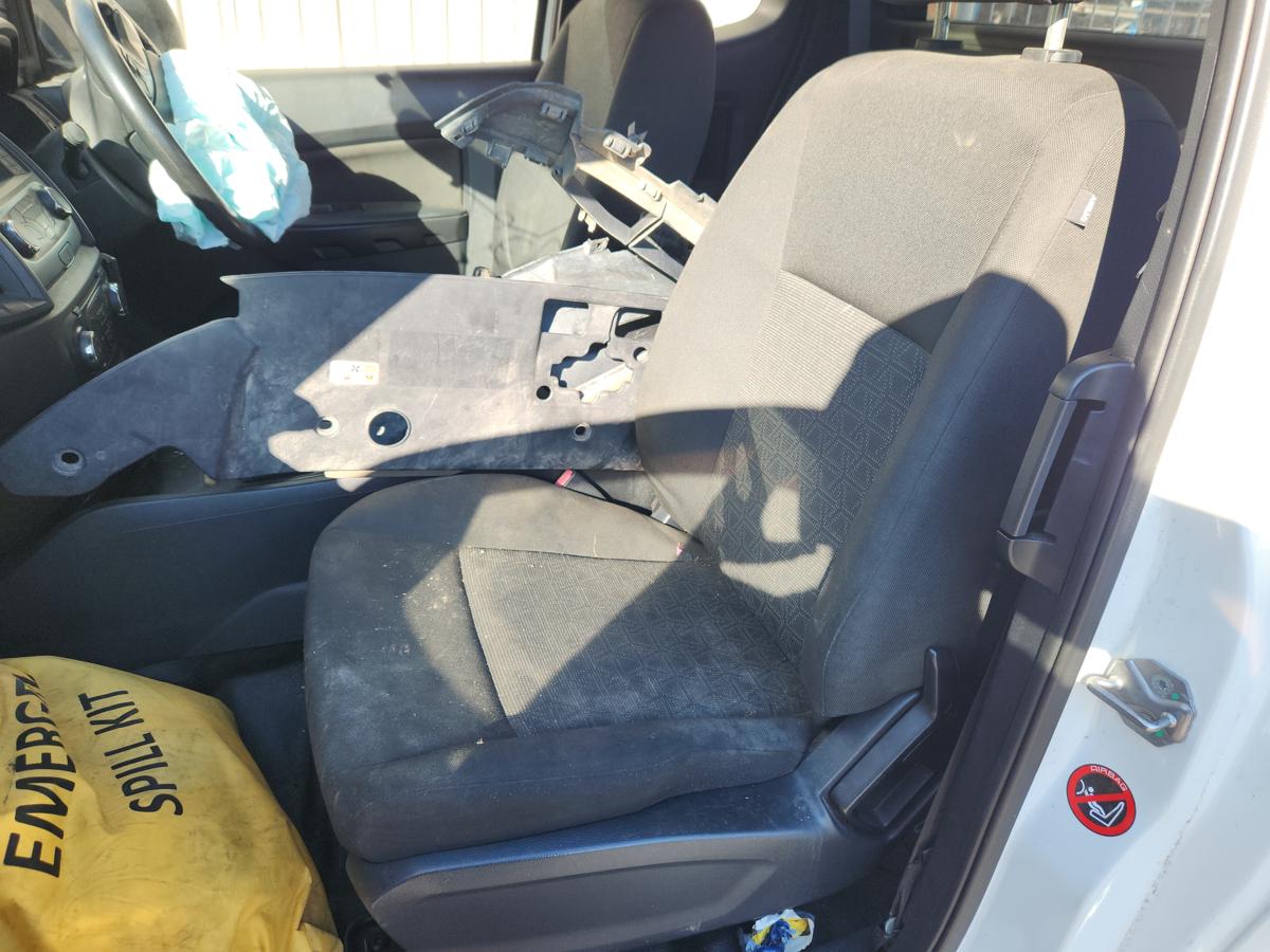 1000939159-Front Seat Left