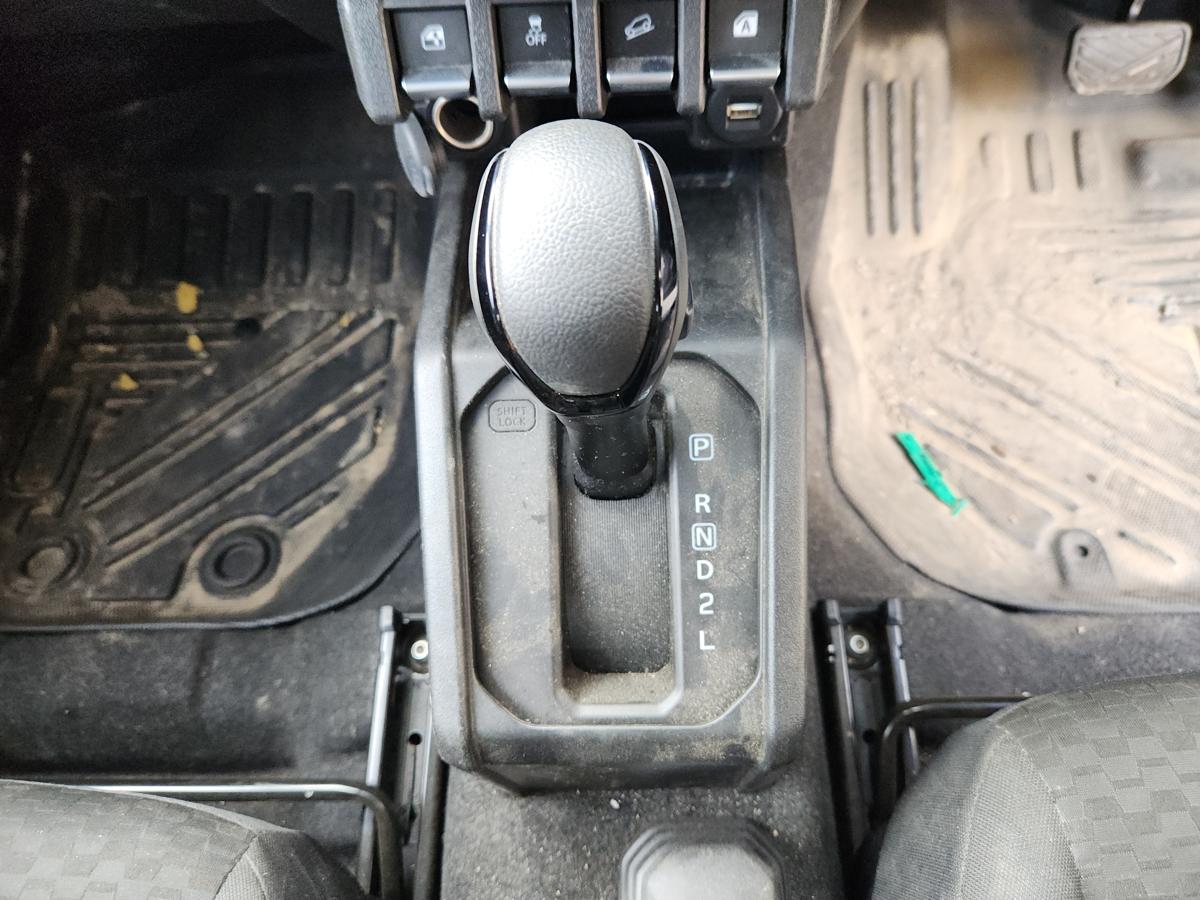 1000945489-Gear Stick_Shifter