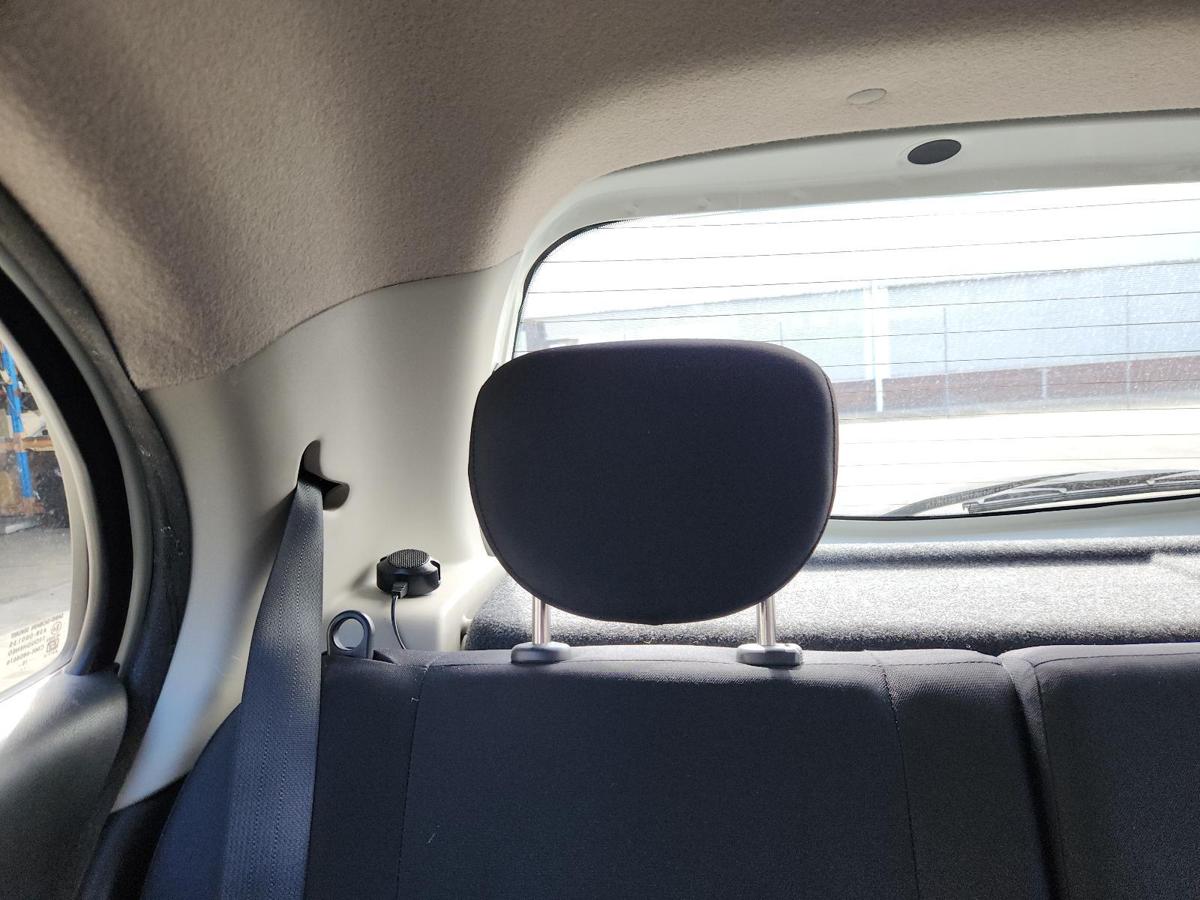 Headrest 2nd Row Right