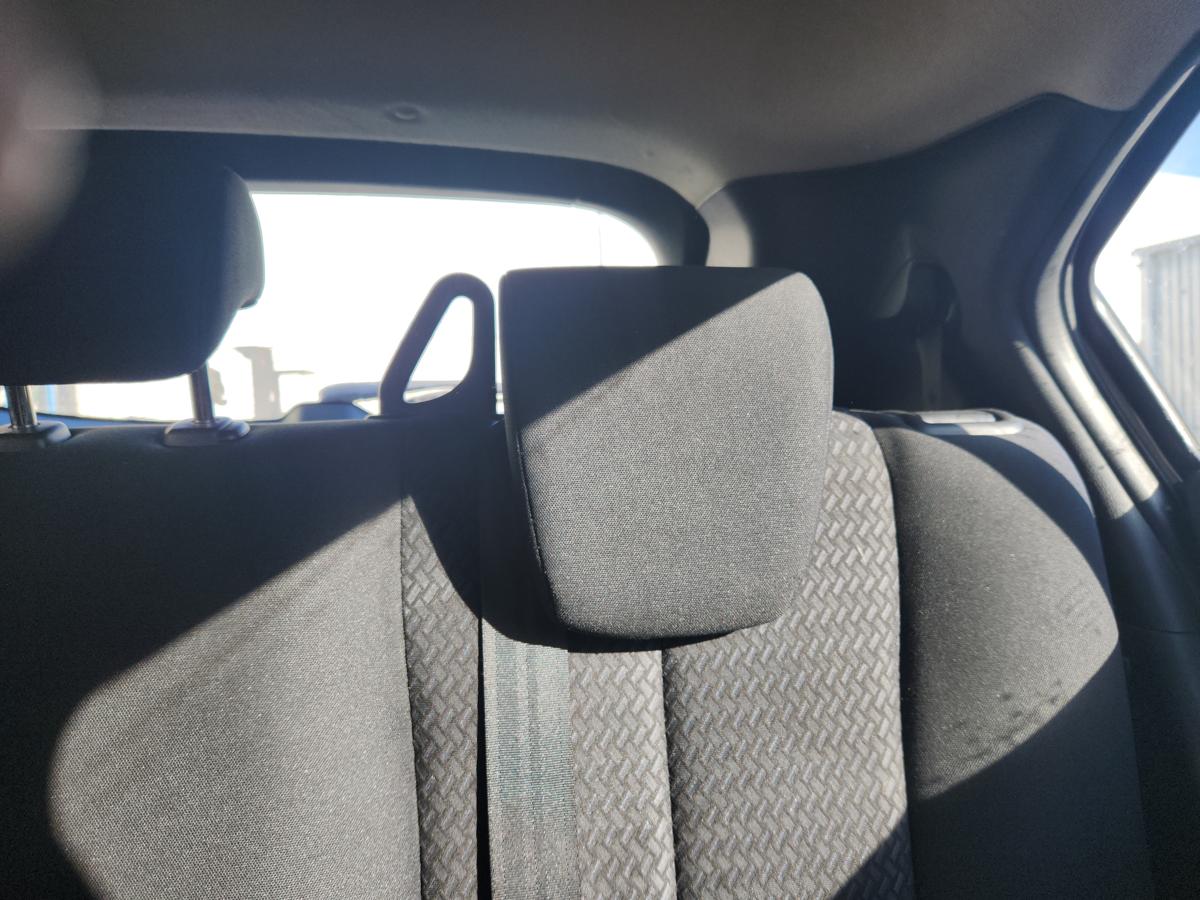 1000941446-Headrest 2nd Row Left