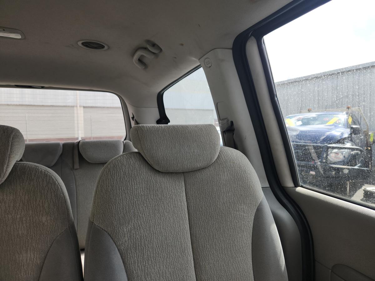1000943584-Headrest 2nd Row Left