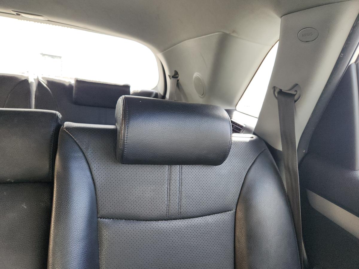 1000944373-Headrest 2nd Row Left