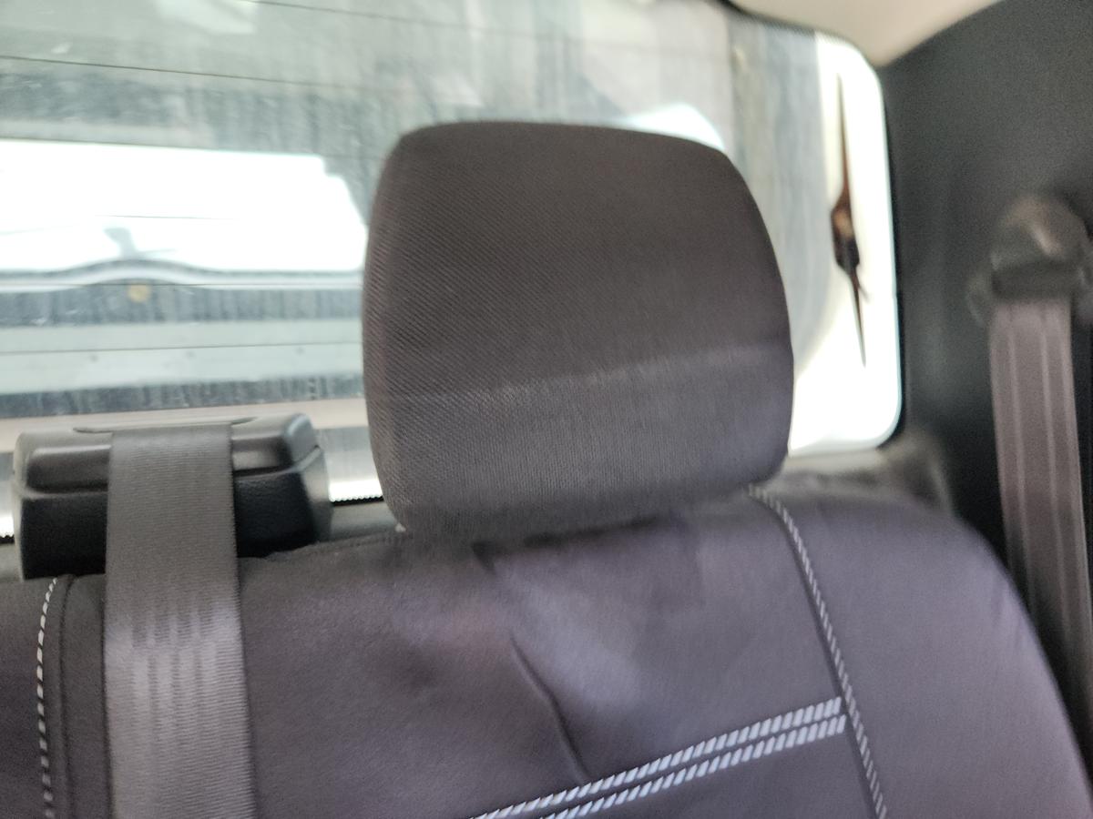 1000945395-Headrest 2nd Row Left