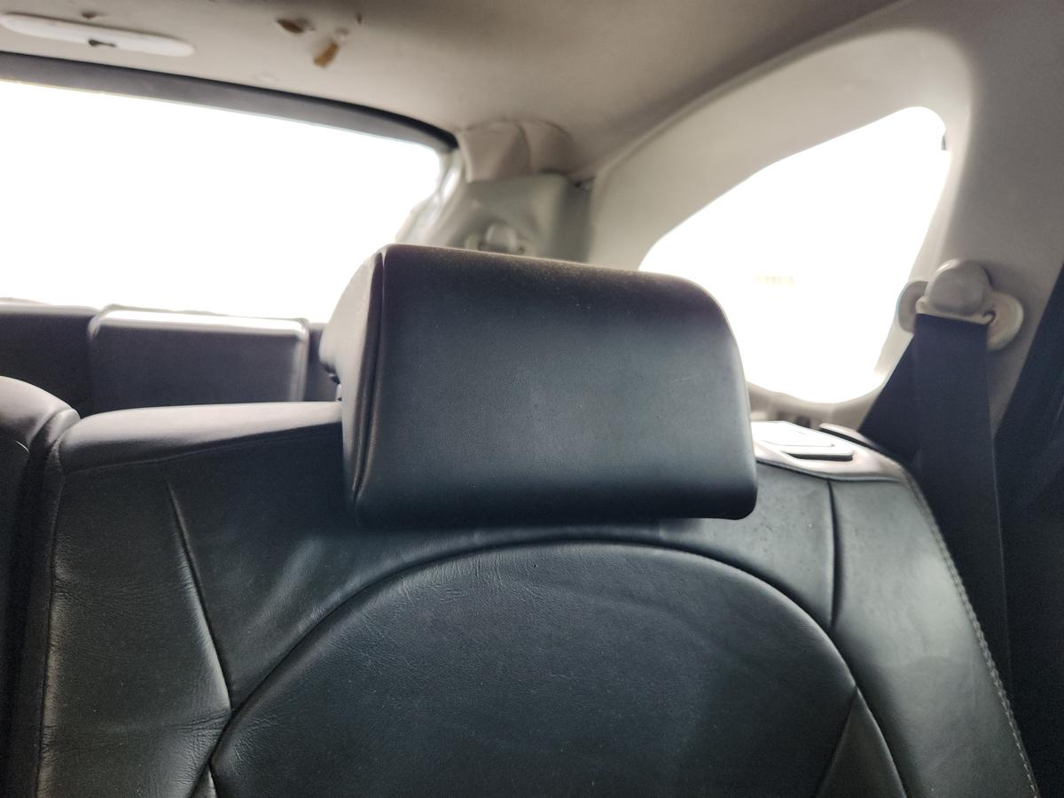 1000935116-Headrest 2nd Row Left