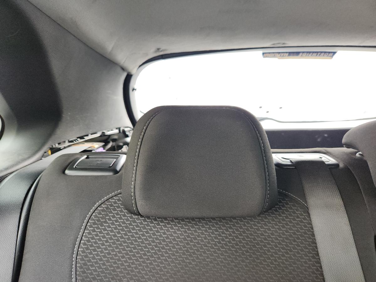 1000935261-Headrest 2nd Row Right