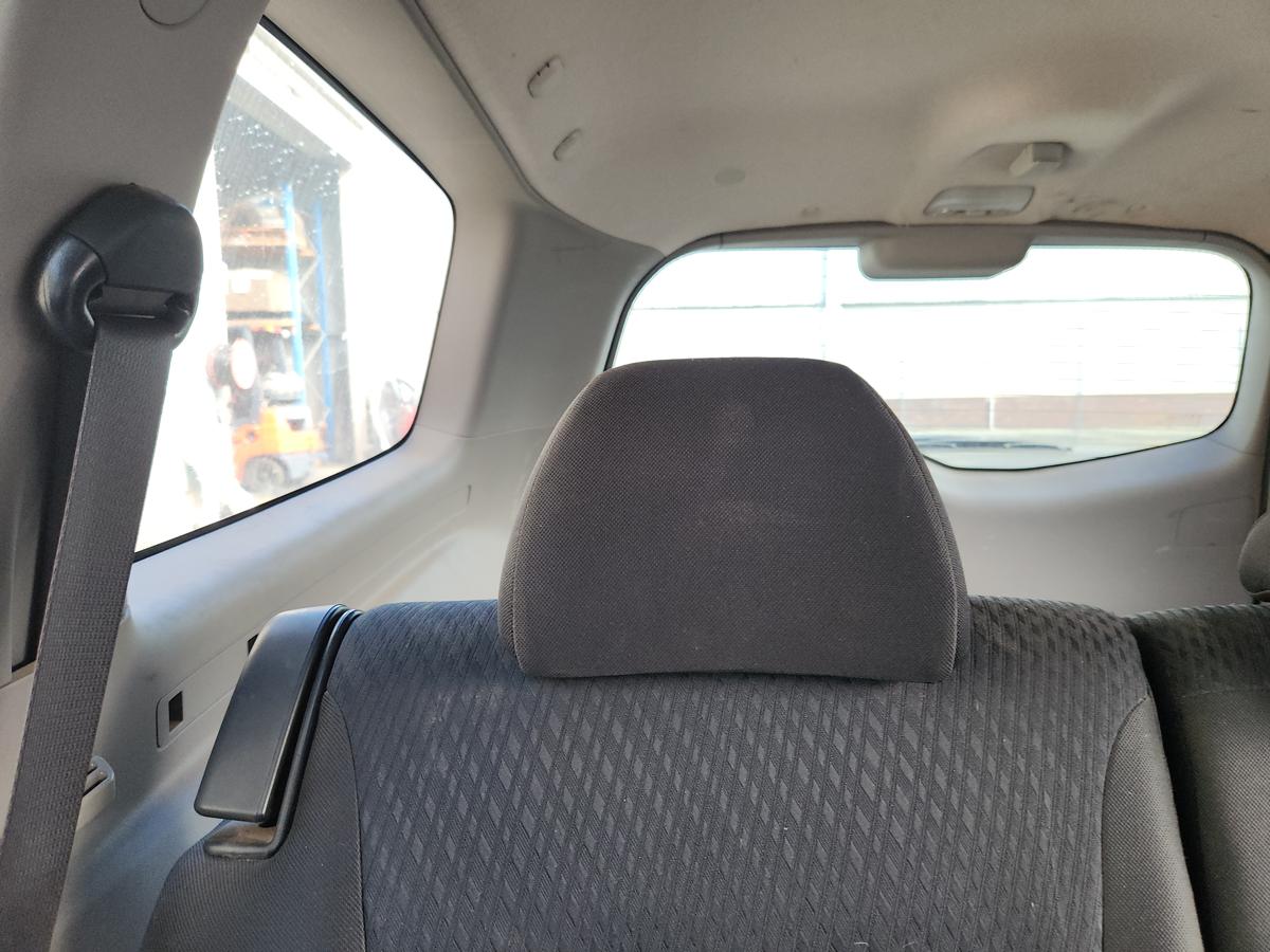 1000938893-Headrest 2nd Row Right