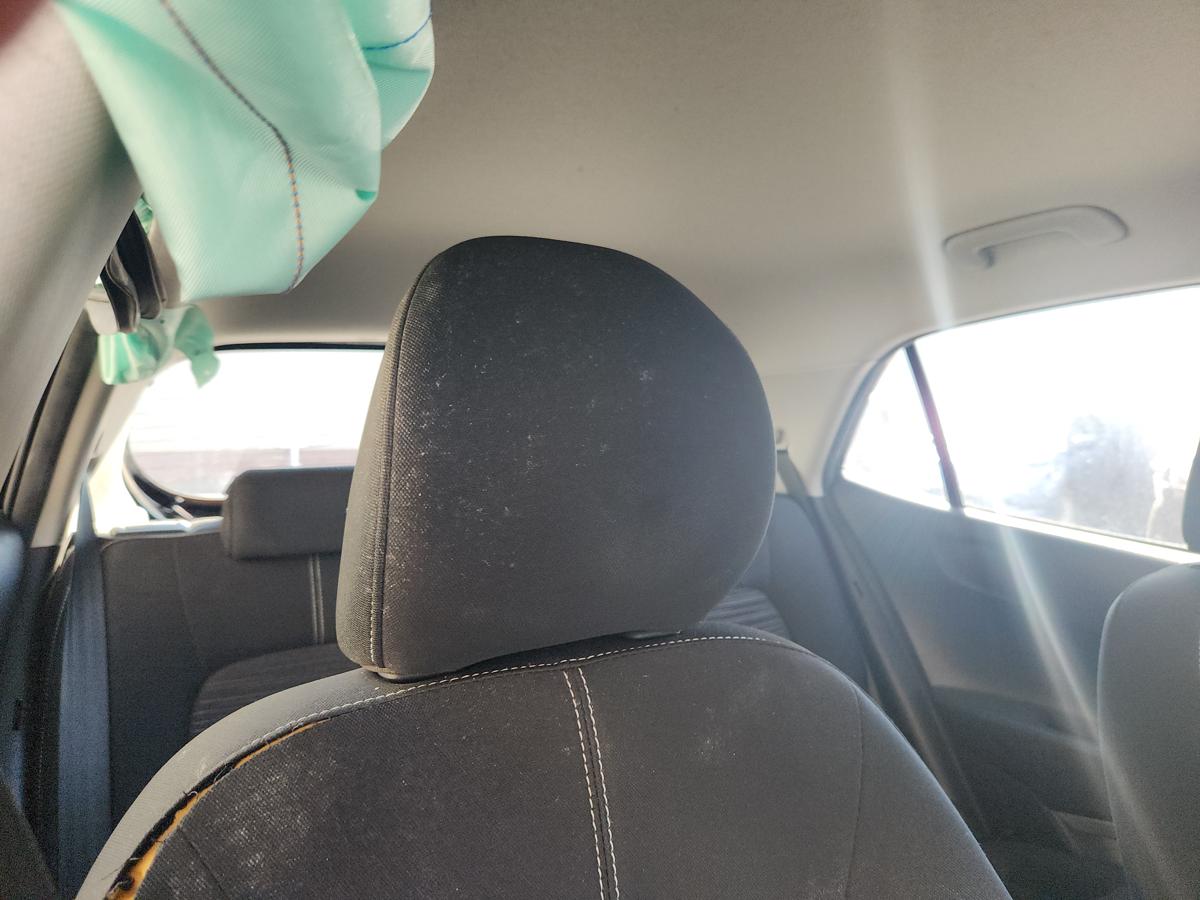 1000941160-Headrest Right Front