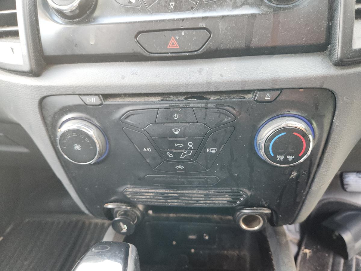 1000919391-Heater/Ac Controls