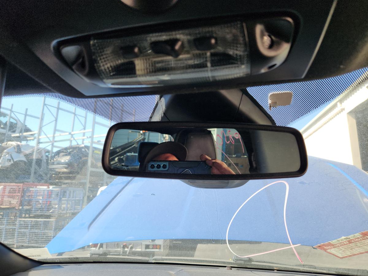 1000939290-Interior Mirror