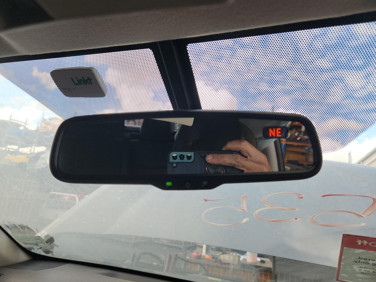 1000932921-Interior Mirror