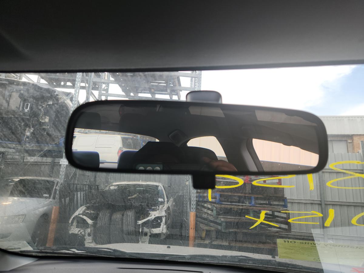 1000940222-Interior Mirror