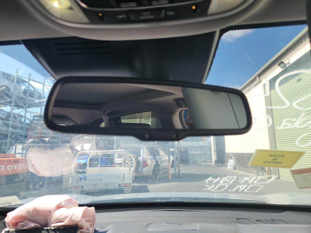 1000942853-Interior Mirror