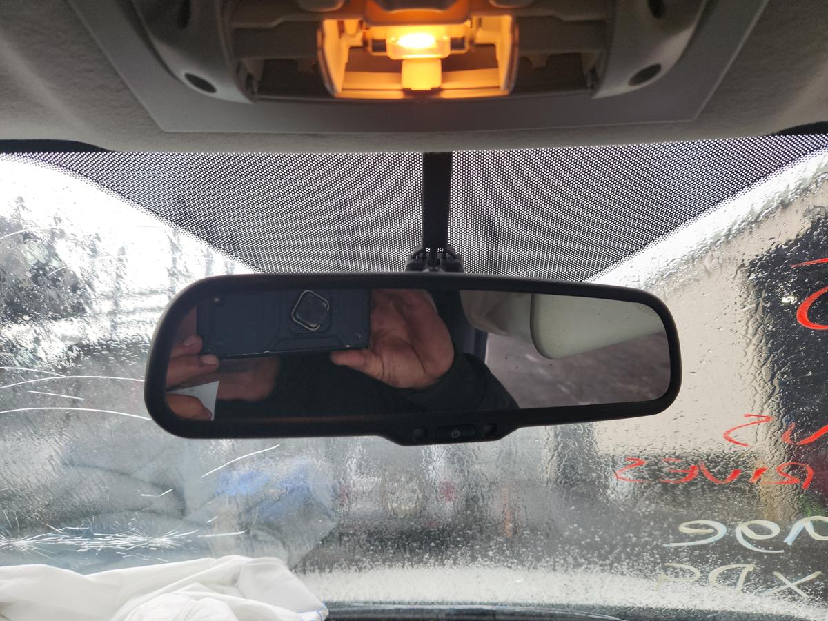 1000943256-Interior Mirror