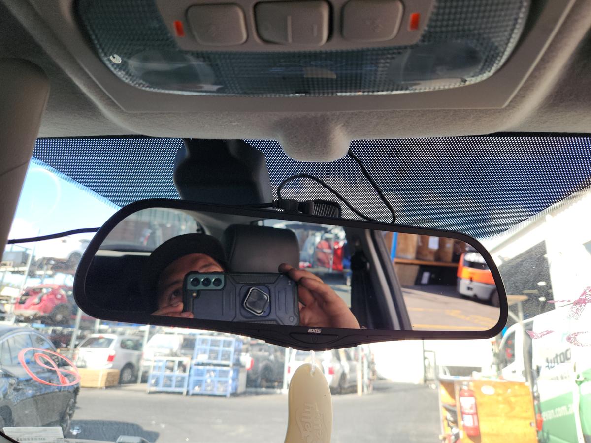 1000944205-Interior Mirror
