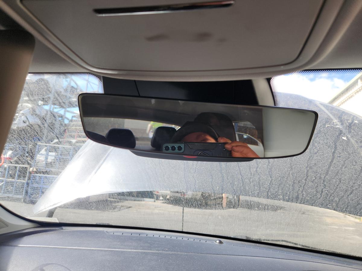 1000944662-Interior Mirror