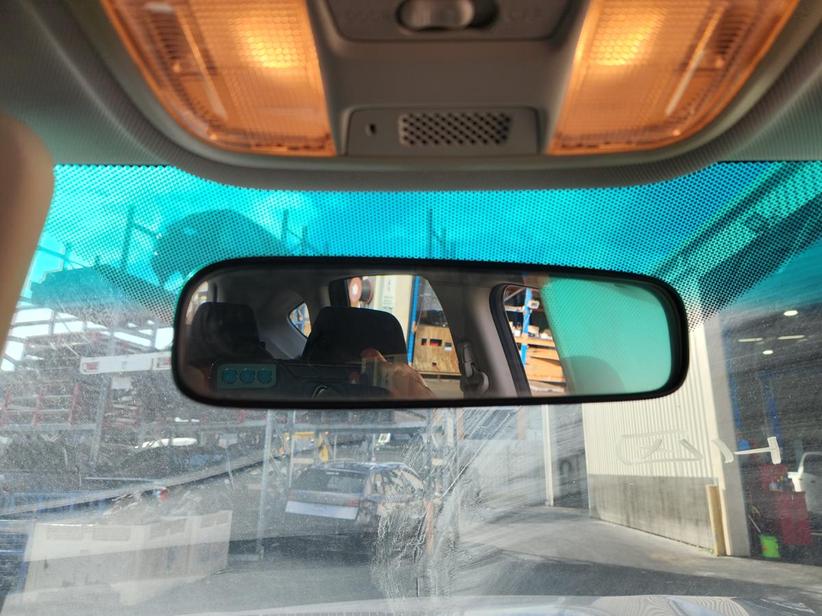 1000946028-Interior Mirror