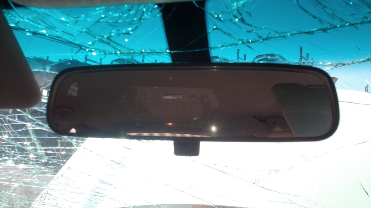 1000723119-Interior Mirror