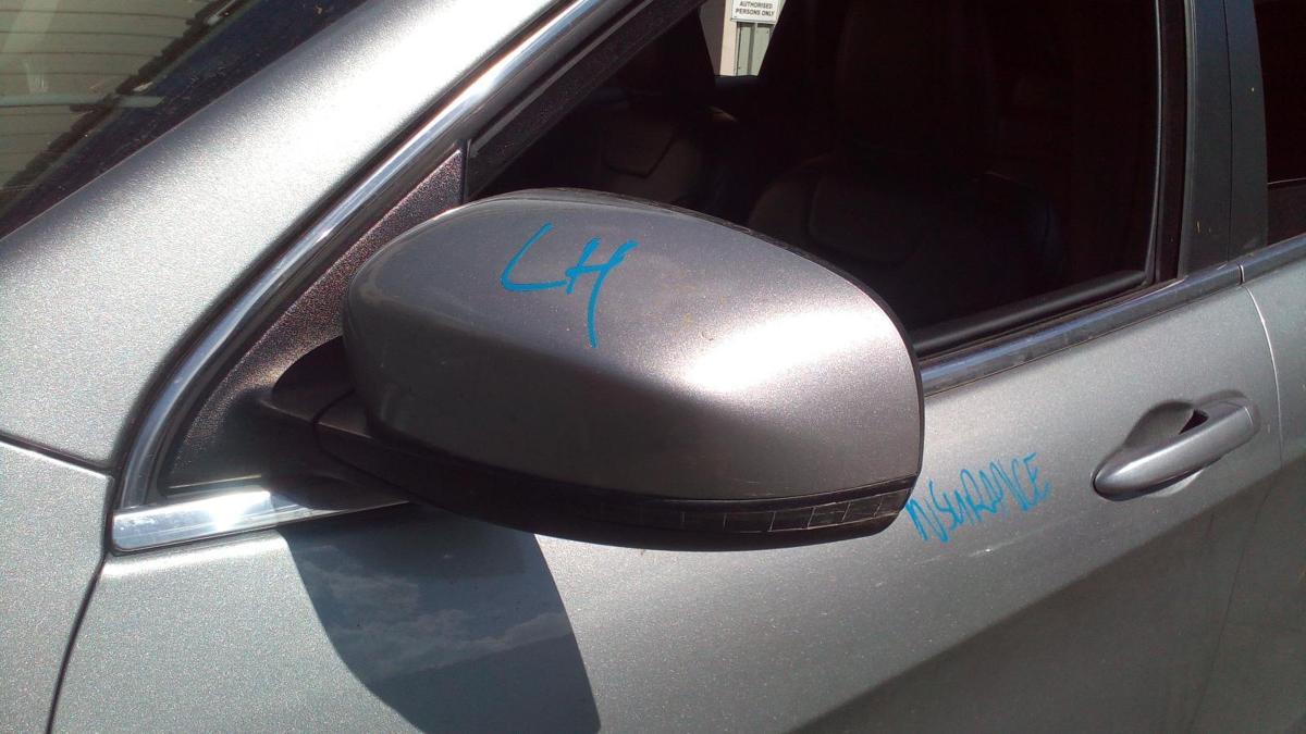1000720129-Left Door Mirror