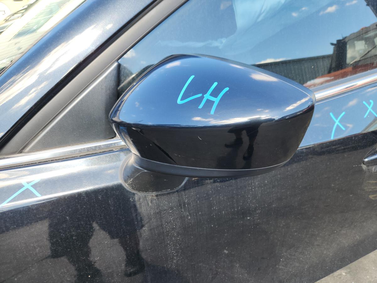 1000946442-Left Door Mirror