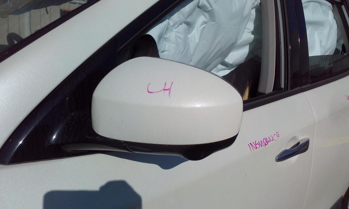 1000705016-Left Door Mirror