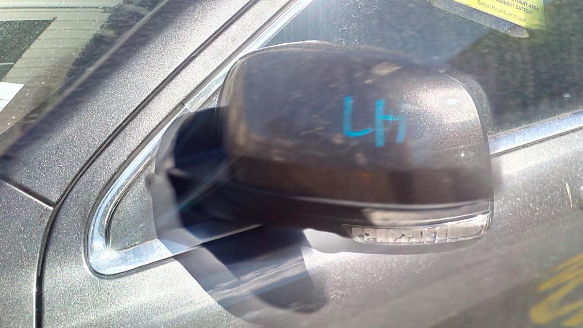 1000715488-Left Door Mirror