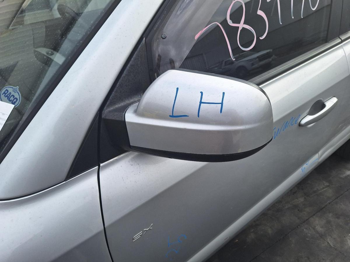 1000737913-Left Door Mirror