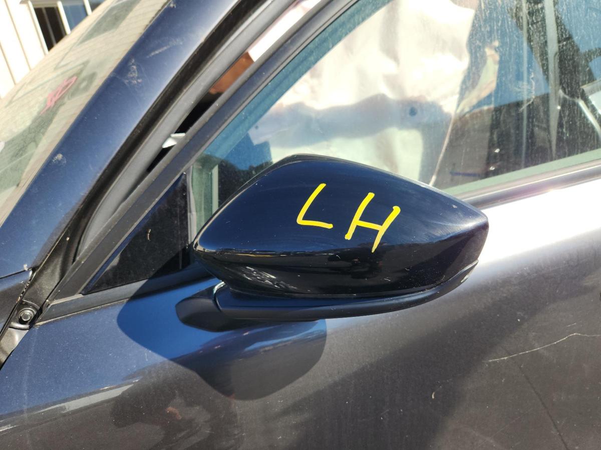 1000843484-Left Door Mirror