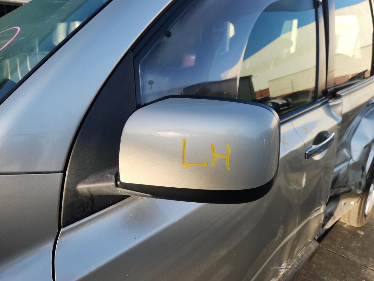 1000873899-Left Door Mirror