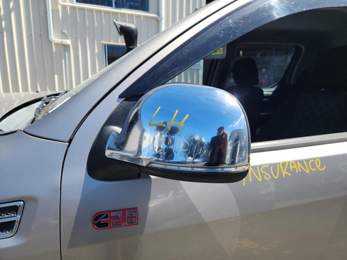 1000876955-Left Door Mirror