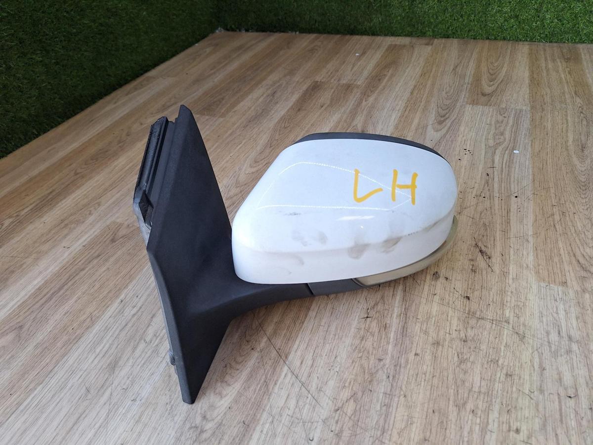 1000879404-Left Door Mirror Back