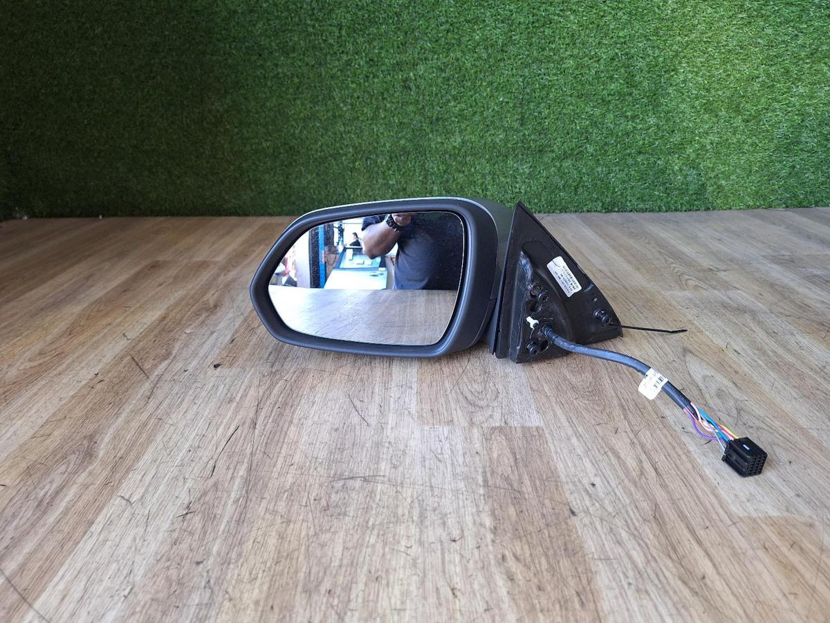 1000889504-Left Door Mirror Front