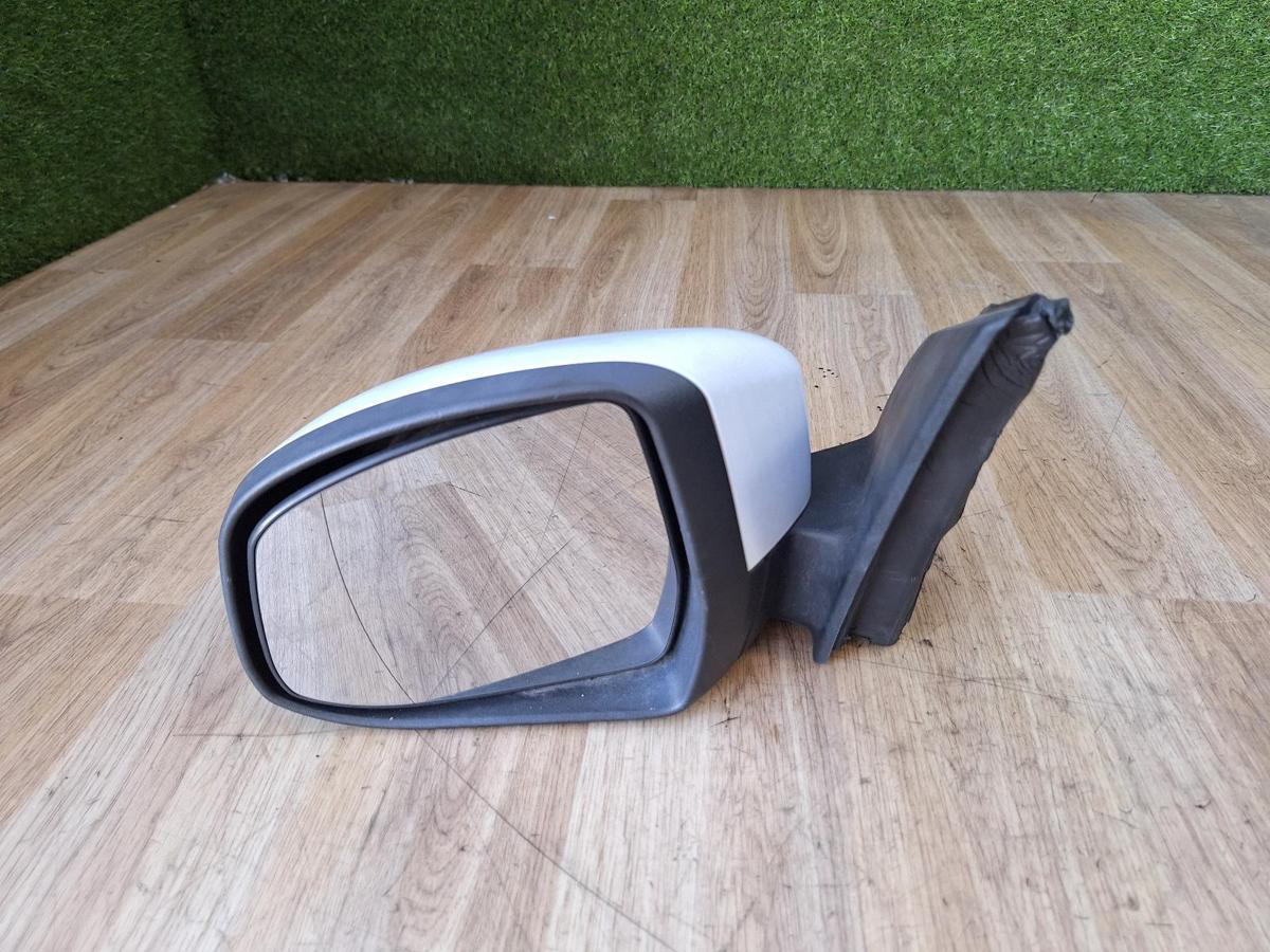1000879404-Left Door Mirror Front