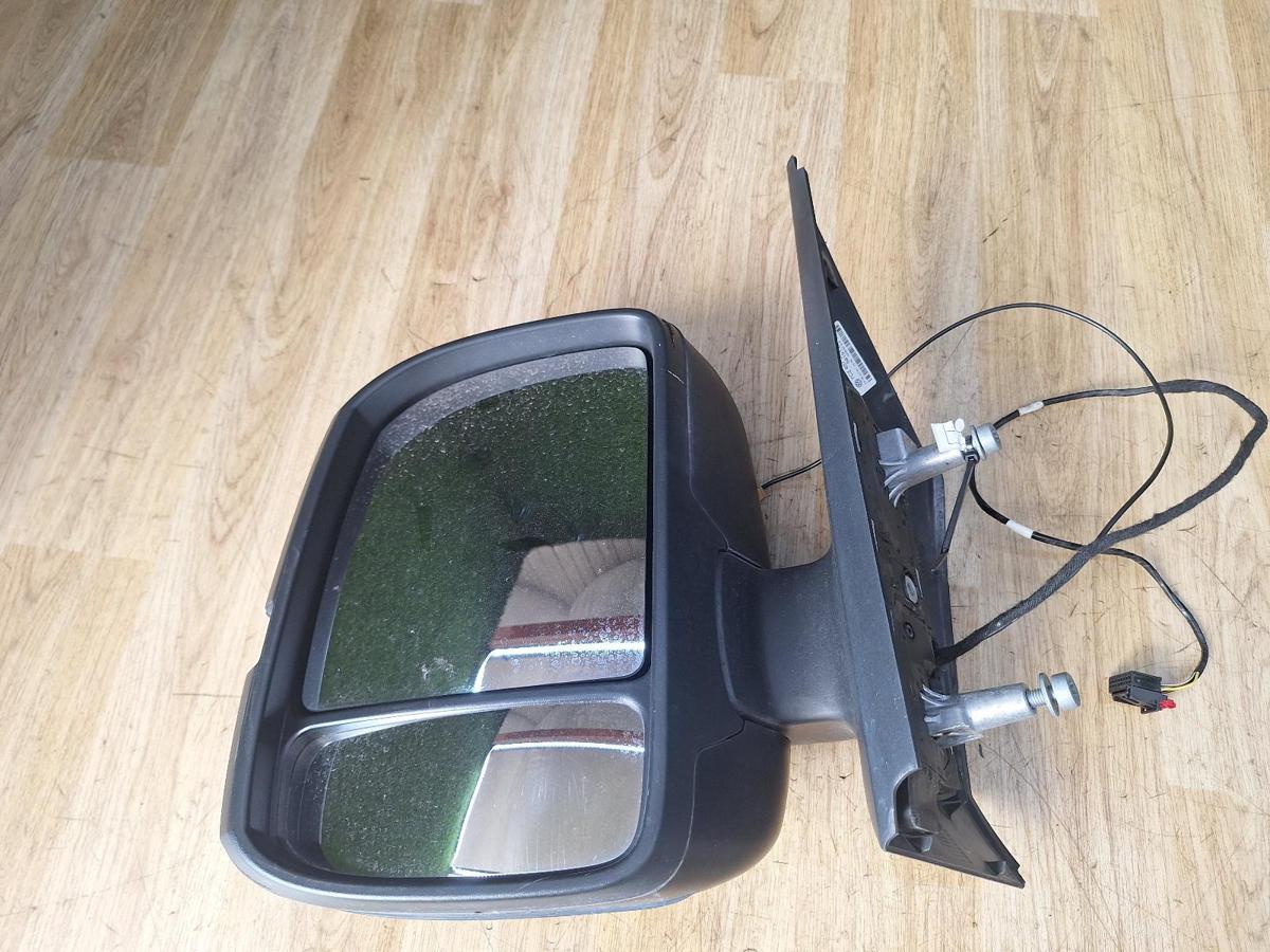 1000896077-Left Door Mirror Front