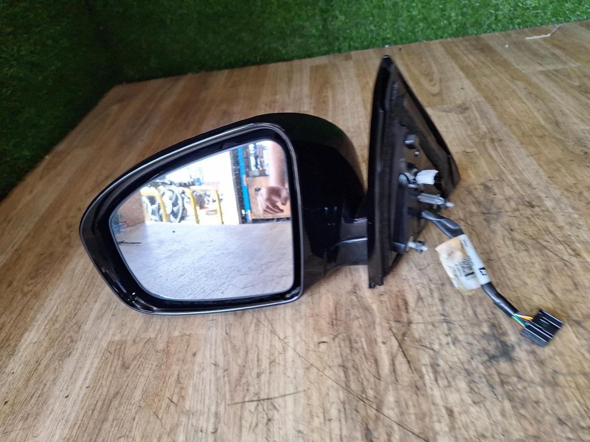1000910861-Left Door Mirror Front