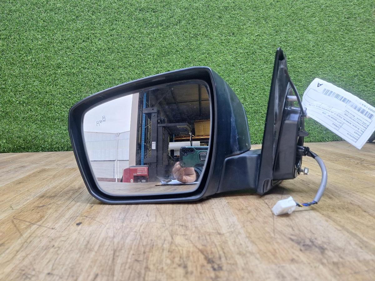 1000917805-Left Door Mirror Front