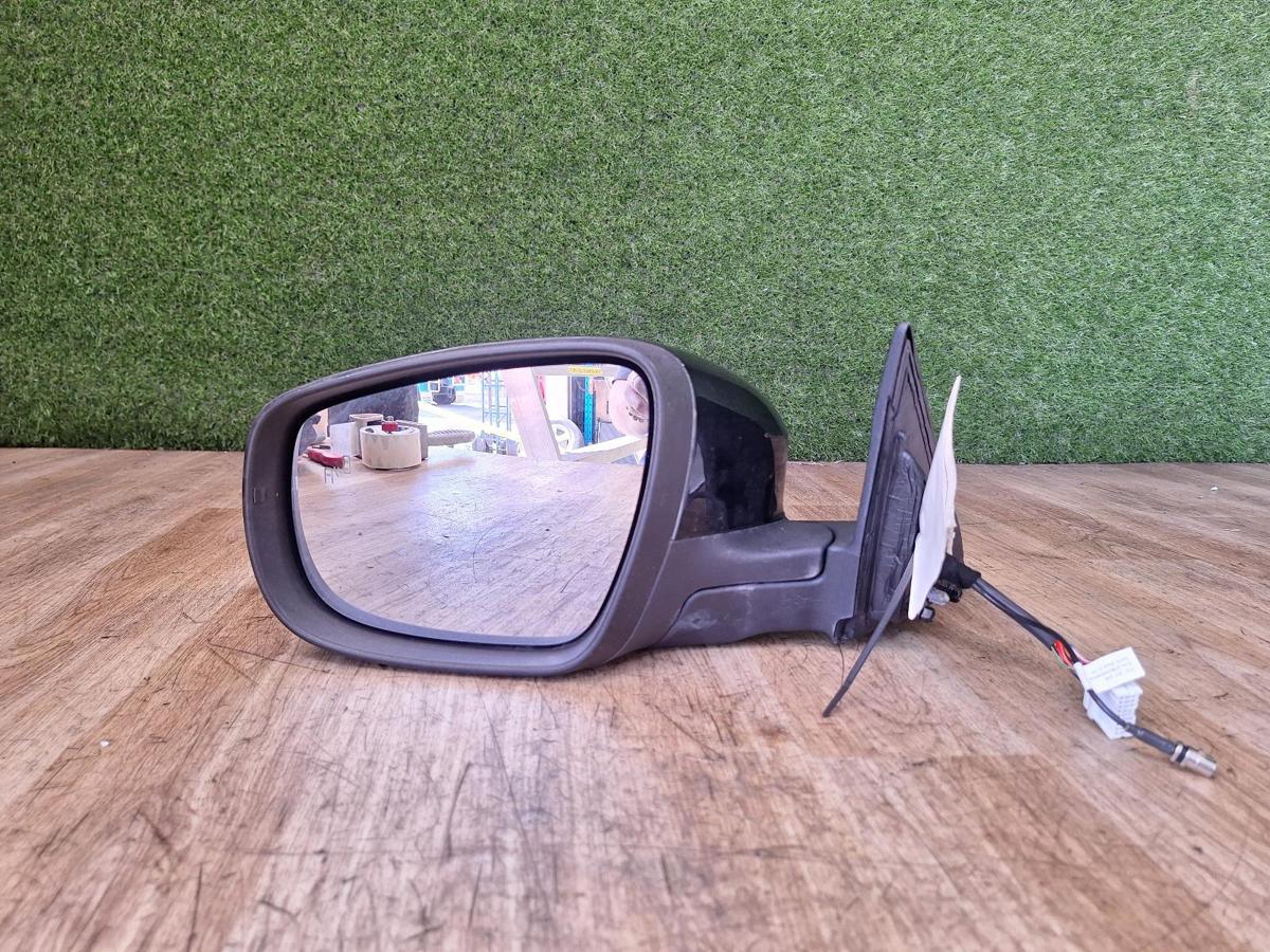 1000915699-Left Door Mirror Front