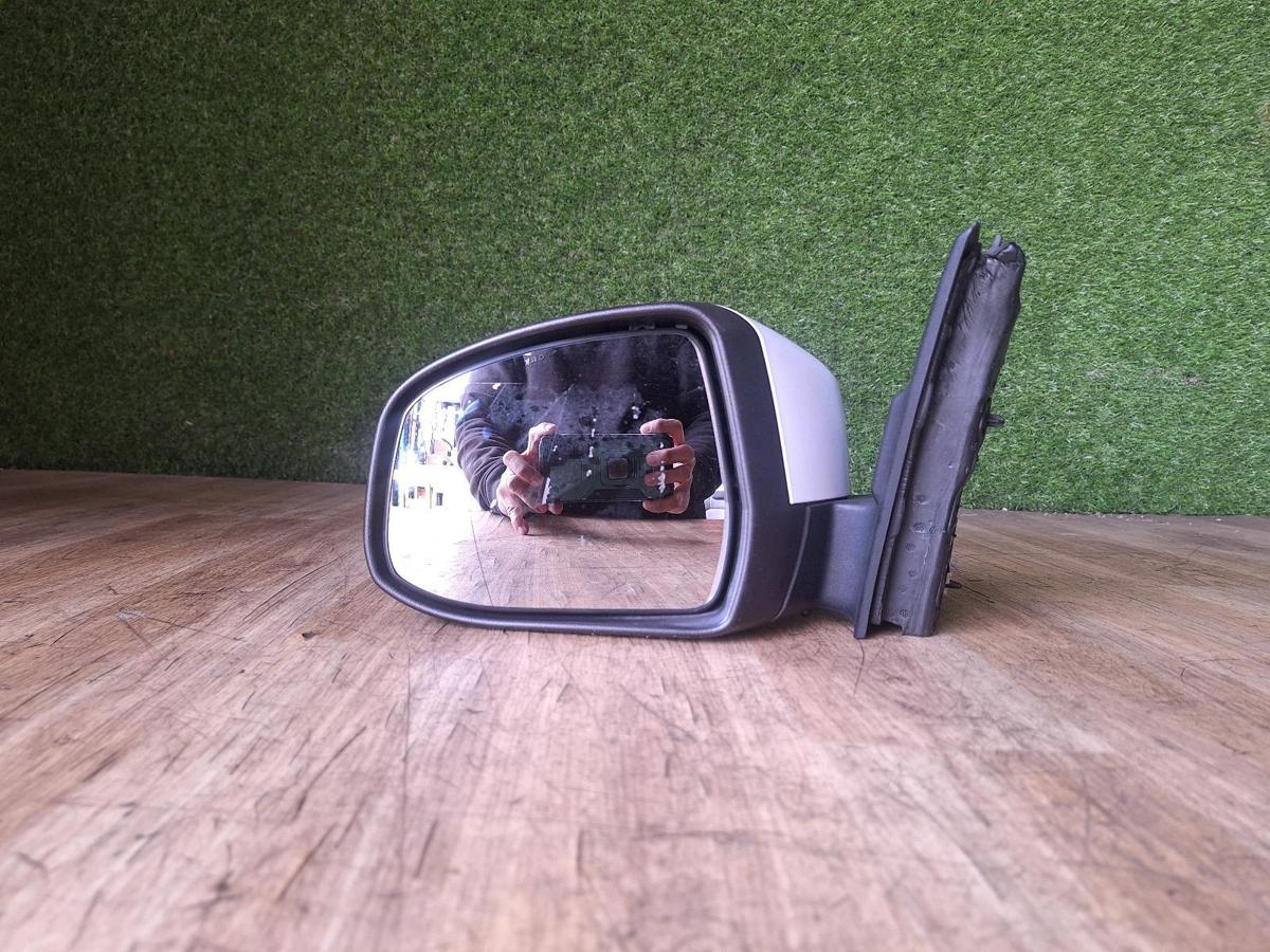 1000918149-Left Door Mirror Front