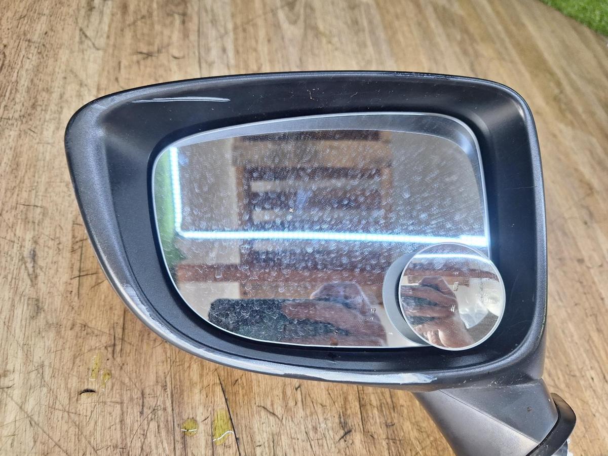 1000922318-Left Door Mirror Front