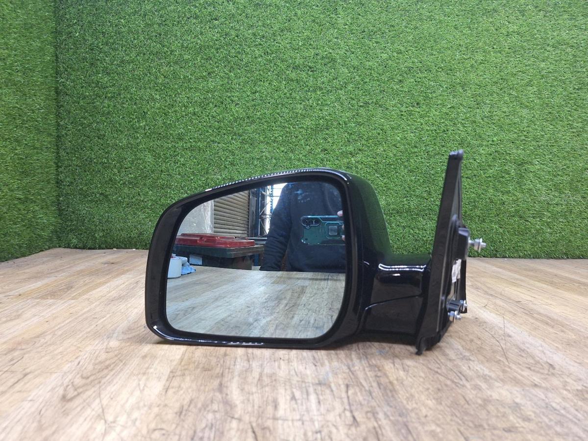 1000934364-Left Door Mirror Front