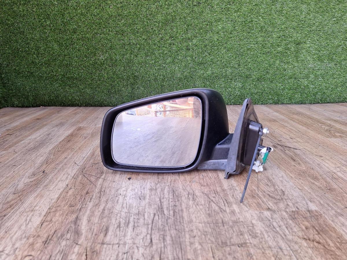 1000940138-Left Door Mirror Front