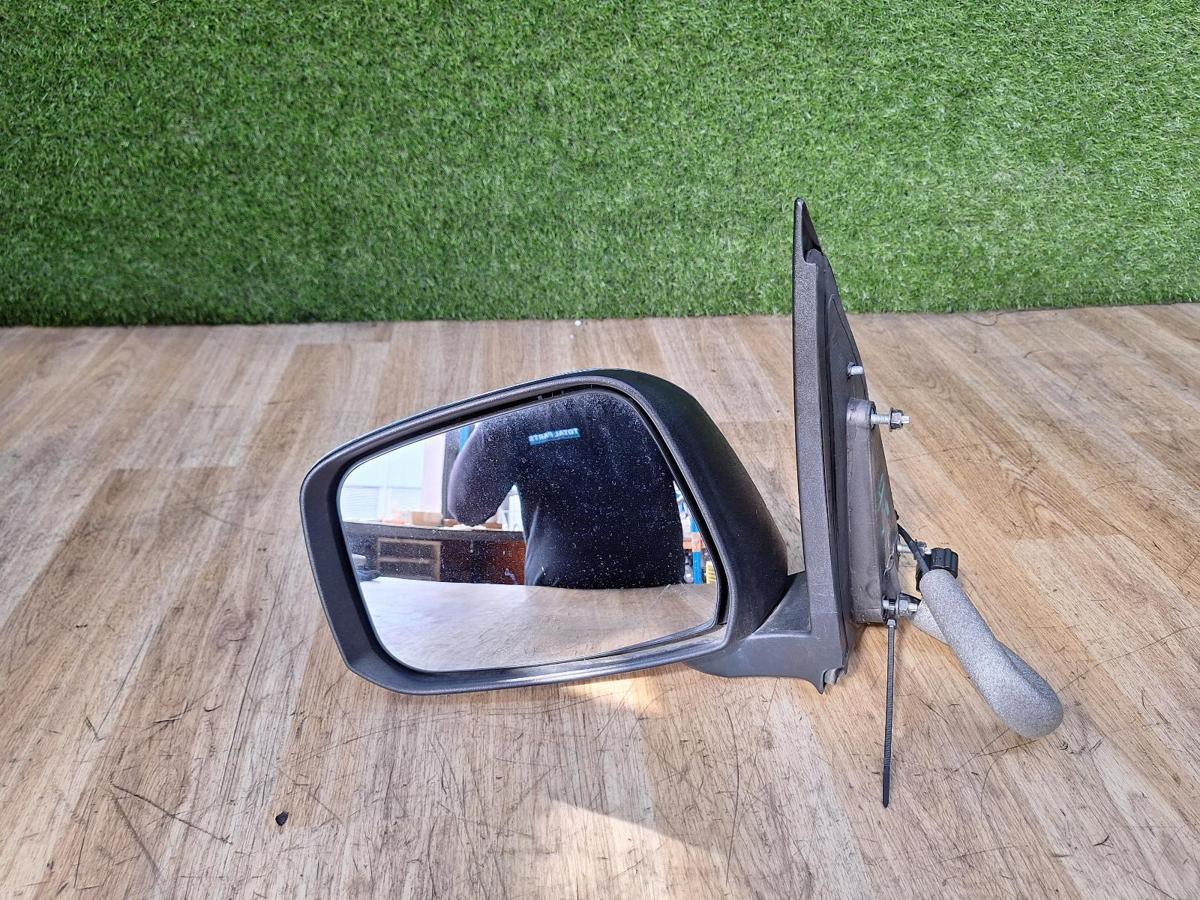 1000945200-Left Door Mirror Front
